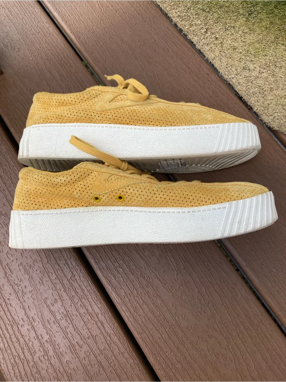 Treton uppers are
